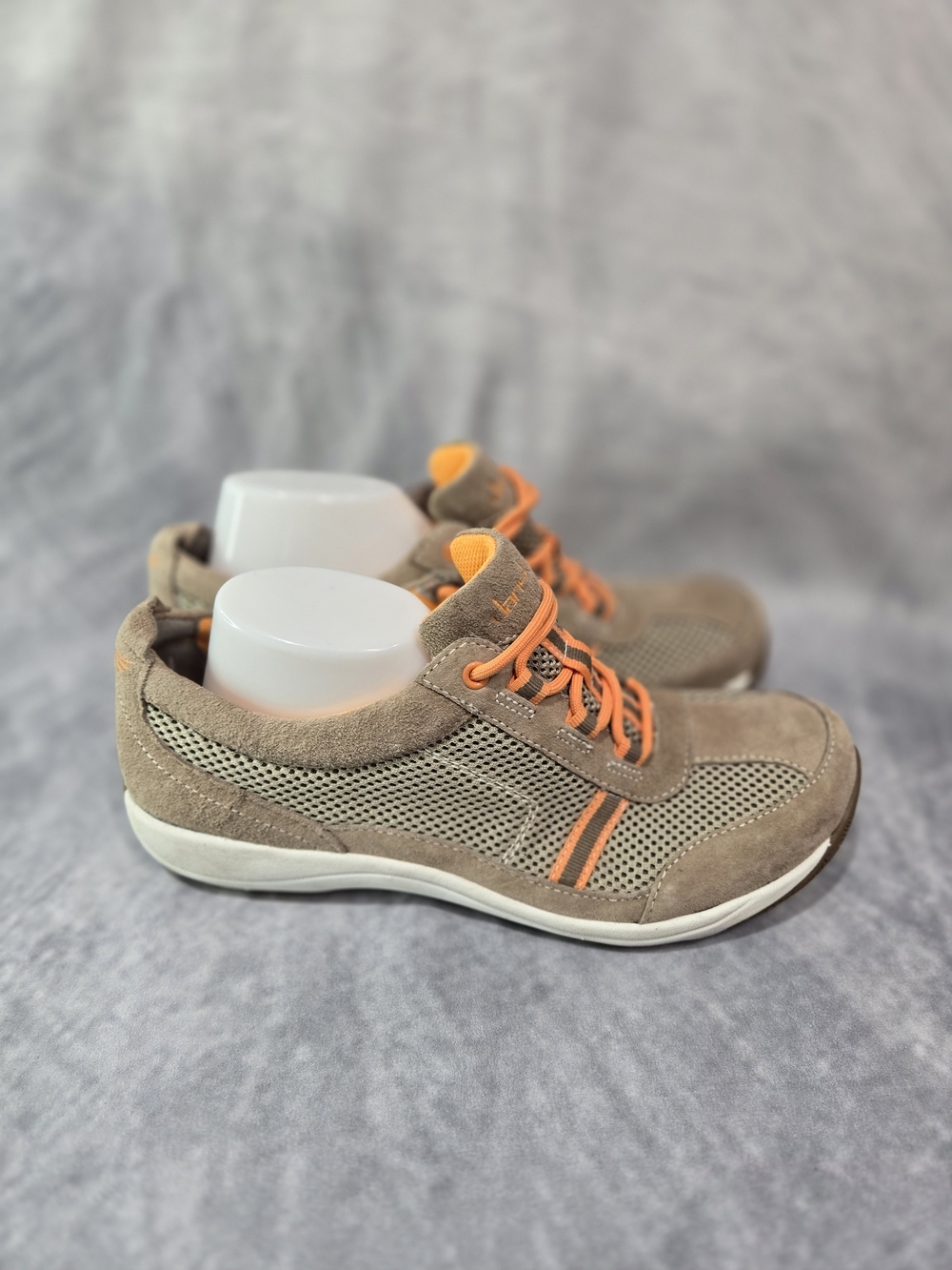 Dansko Helen women's walking sneakers in the Mocha Citrus colorway.